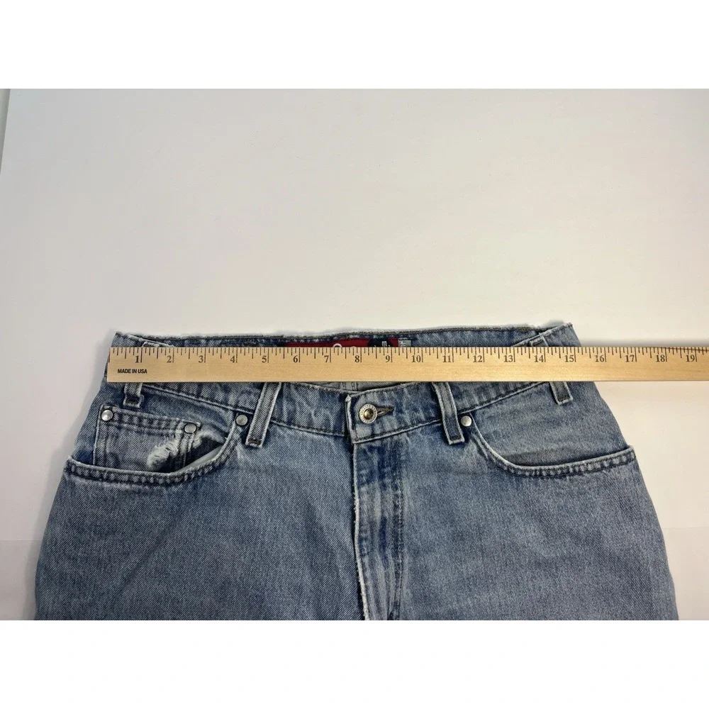 Levis measured size